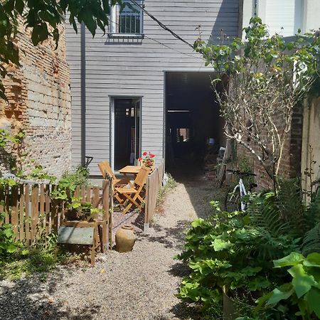 L'Abbevilloise, Aux Portes De La Baie De Somme Abbeville Eksteriør bilde
